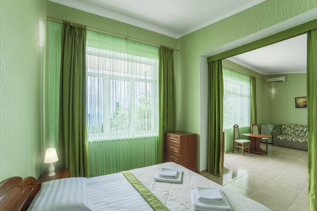 Гостевой дом Усадьба у графского парка Алупка-42