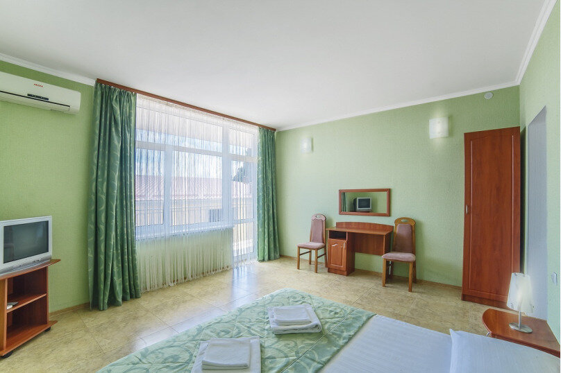 Гостевой дом Усадьба у графского парка Алупка