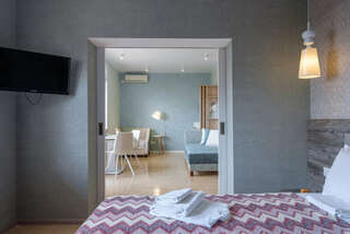 Гостевой дом Усадьба у графского парка Алупка Люкс с видом на море-1