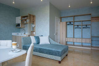 Гостевой дом Усадьба у графского парка Алупка Люкс с видом на море-3