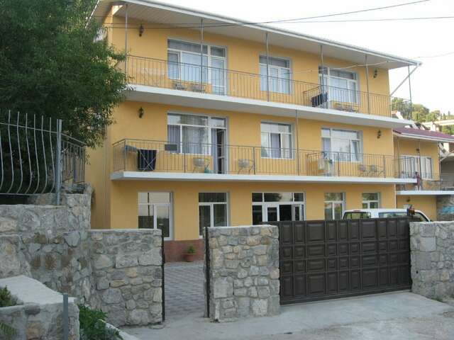 Гостевой дом Усадьба у графского парка Алупка-36