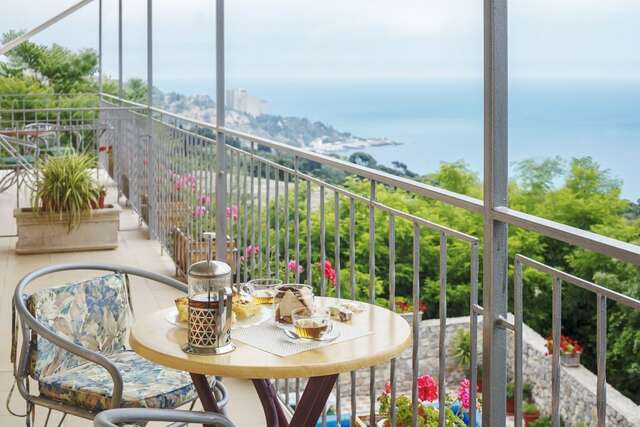 Гостевой дом Усадьба у графского парка Алупка-44