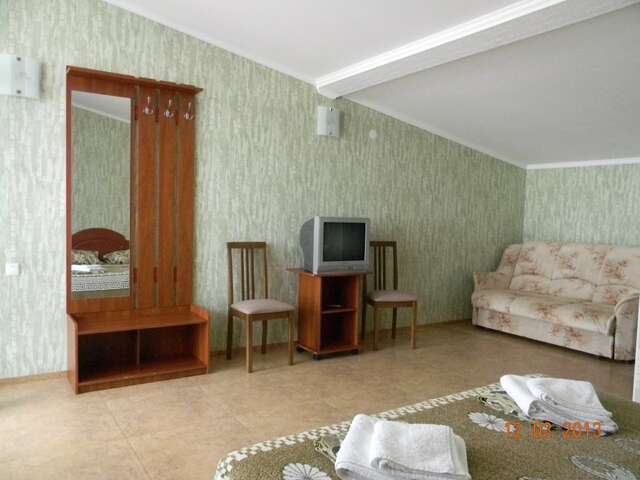 Гостевой дом Усадьба у графского парка Алупка-71