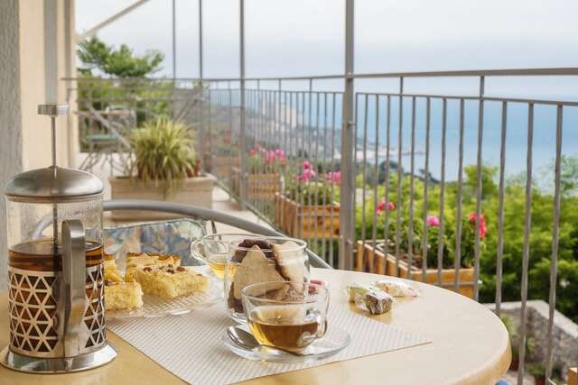 Гостевой дом Усадьба у графского парка Алупка-22