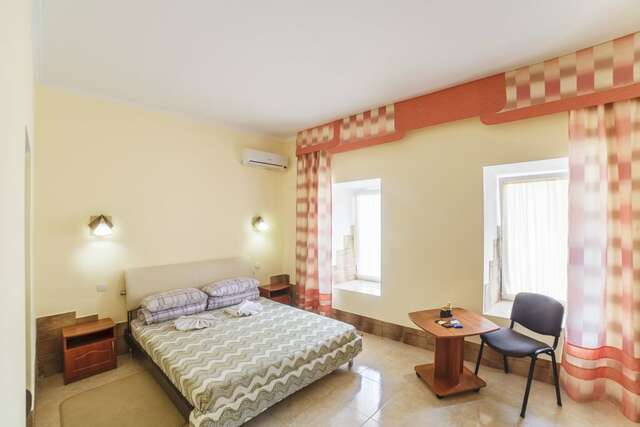 Гостевой дом Усадьба у графского парка Алупка-57